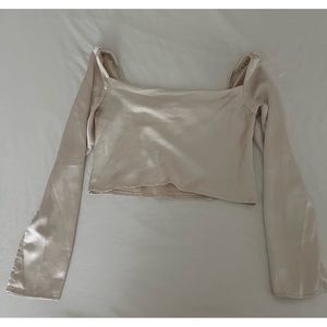 Princess Polly LOVE SONG TOP CHAMPAGNE
US 6 - Bought, washed, and never wore!